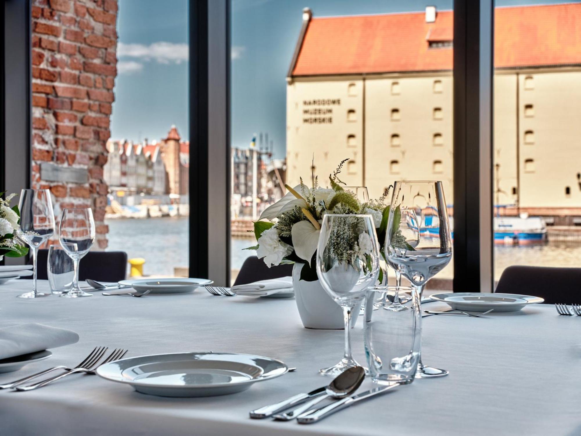 Holiday Inn Gdansk - City Centre By Ihg Luaran gambar